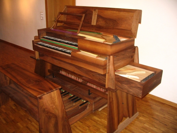 Das zweimanualige bundfreie Clavichord auf der Basis des Silbermannschen Instruments, Jestetten 2005