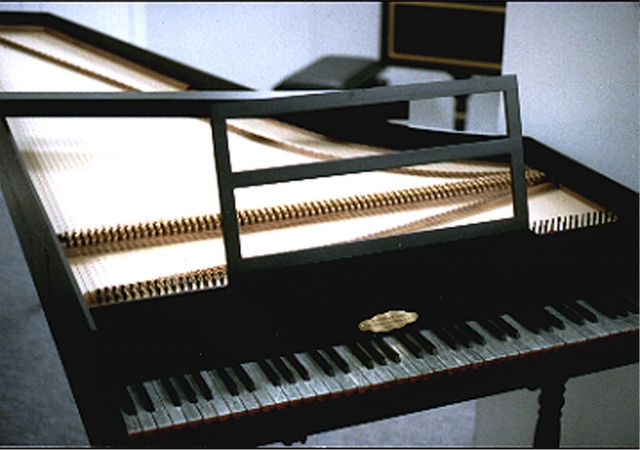 The Dinamico, a harpsichord on behalf of Medicci to Bartolomeo Christofori, Jestetten 1986